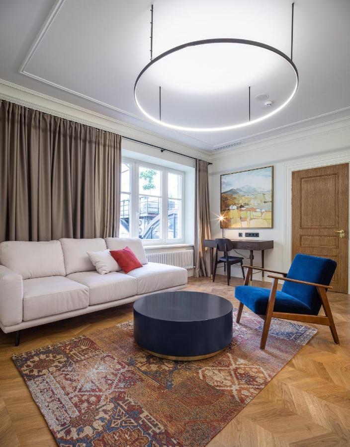 On The Square Hotel Lviv Ngoại thất bức ảnh