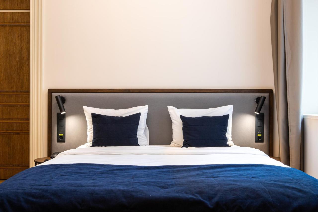On The Square Hotel Lviv Ngoại thất bức ảnh