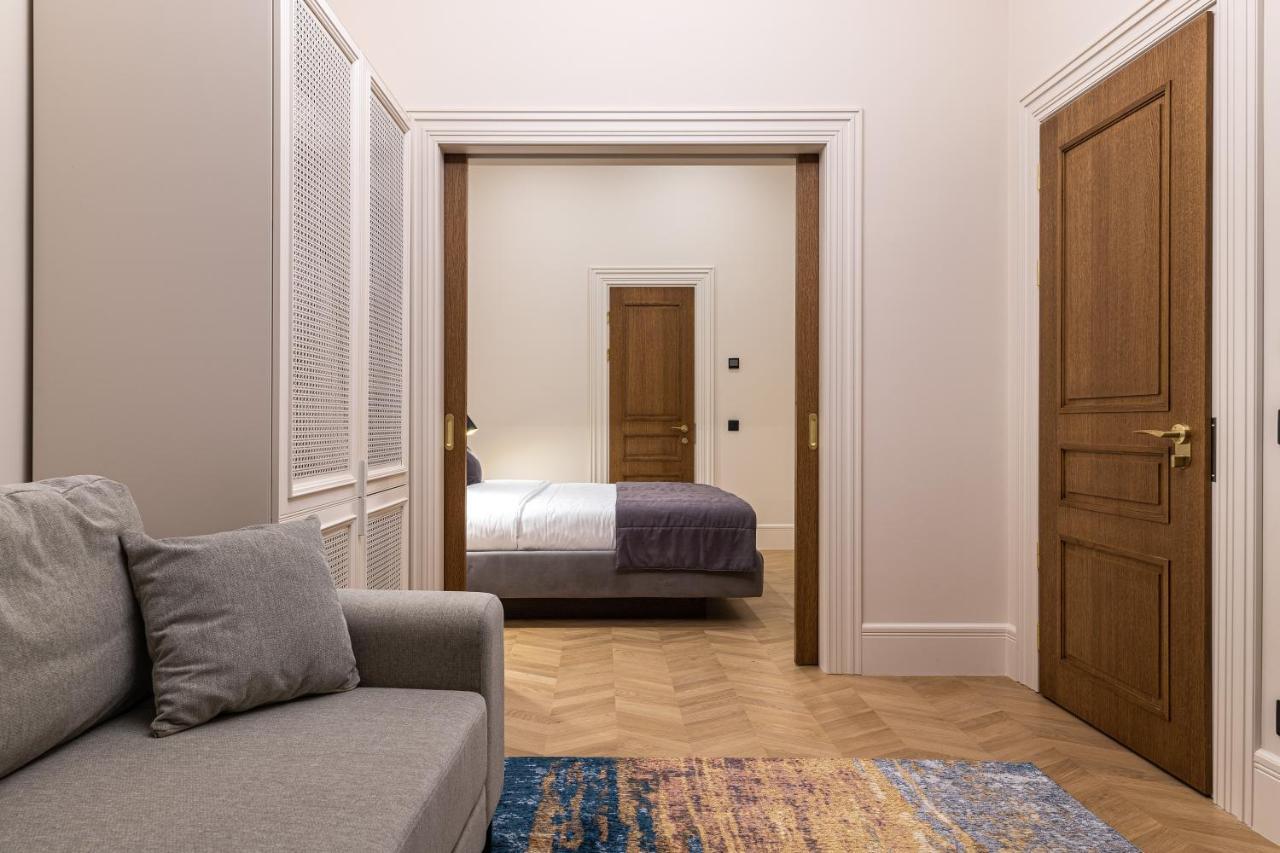 On The Square Hotel Lviv Ngoại thất bức ảnh