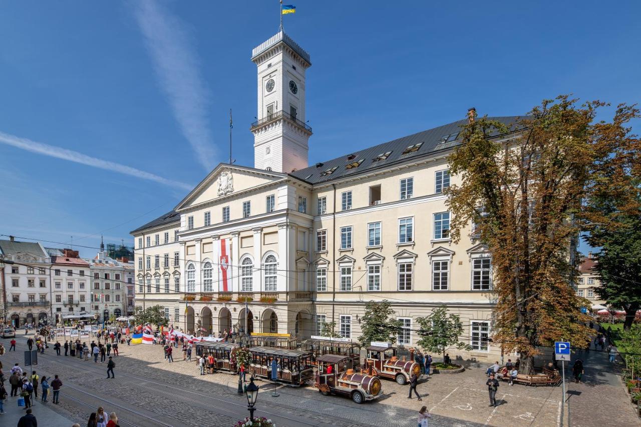 On The Square Hotel Lviv Ngoại thất bức ảnh